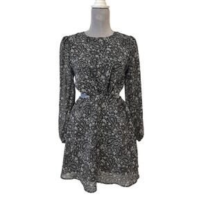 NWT Forever 21 Women's Sz SM Black & White‎ Paisley Mini Dress Open Sides Back